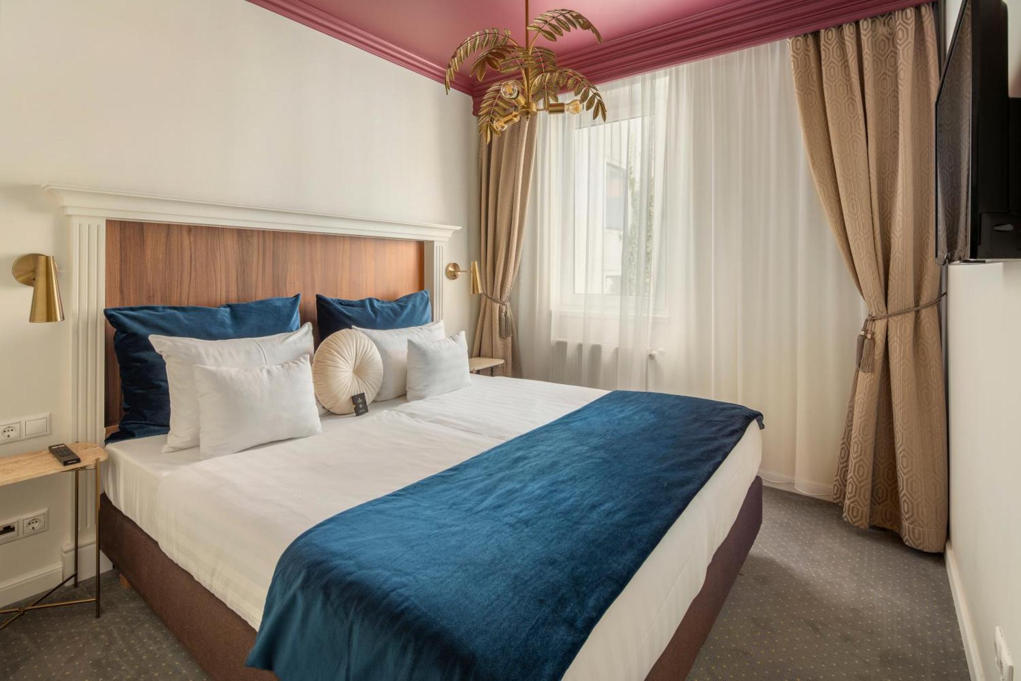 Queen's Court Hotel&residence 5* Boedapest