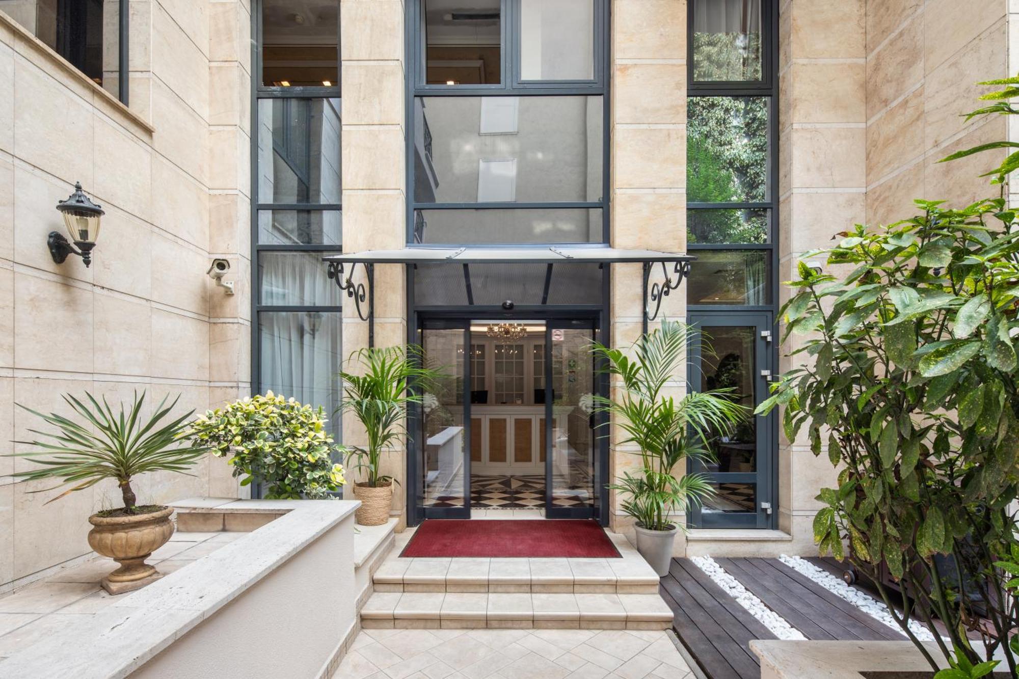 Hotel Queen's Court Hotel&residence Boedapest
