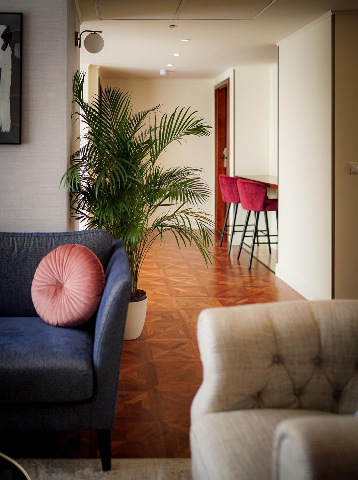 Queen's Court Hotel&residence Hotel Boedapest