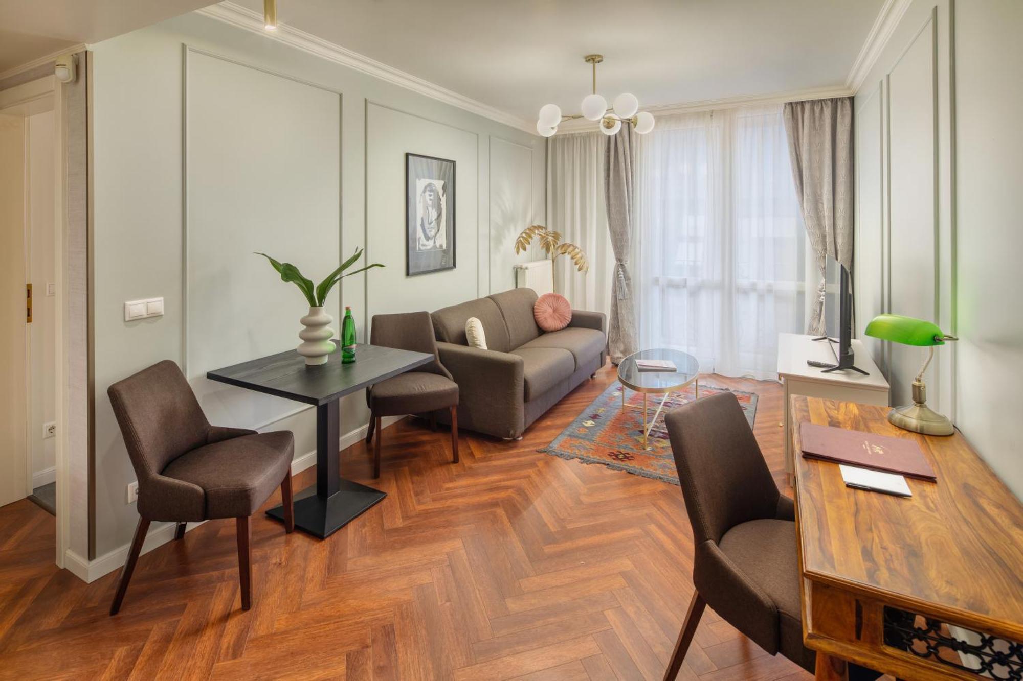 Hotel Queen's Court Hotel&residence Boedapest